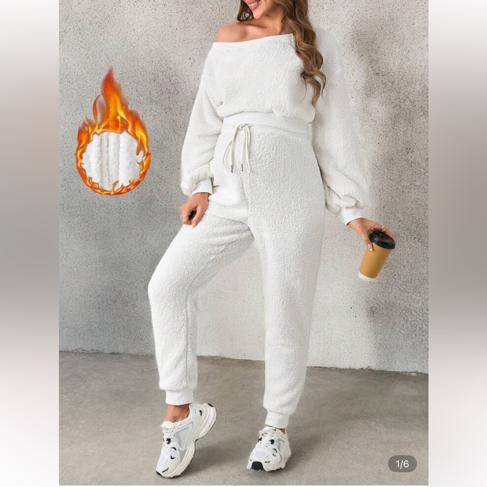 Maternity Cozy White Fleece Joggers